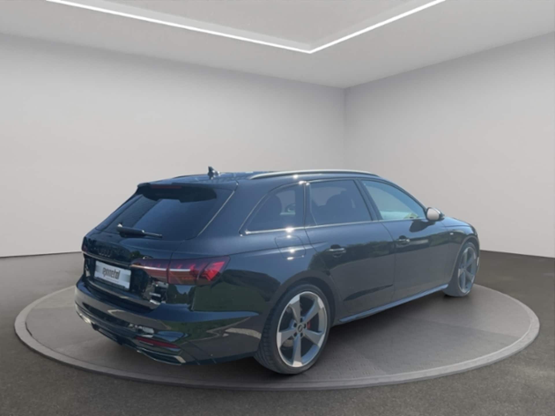Audi A4 Avant S line