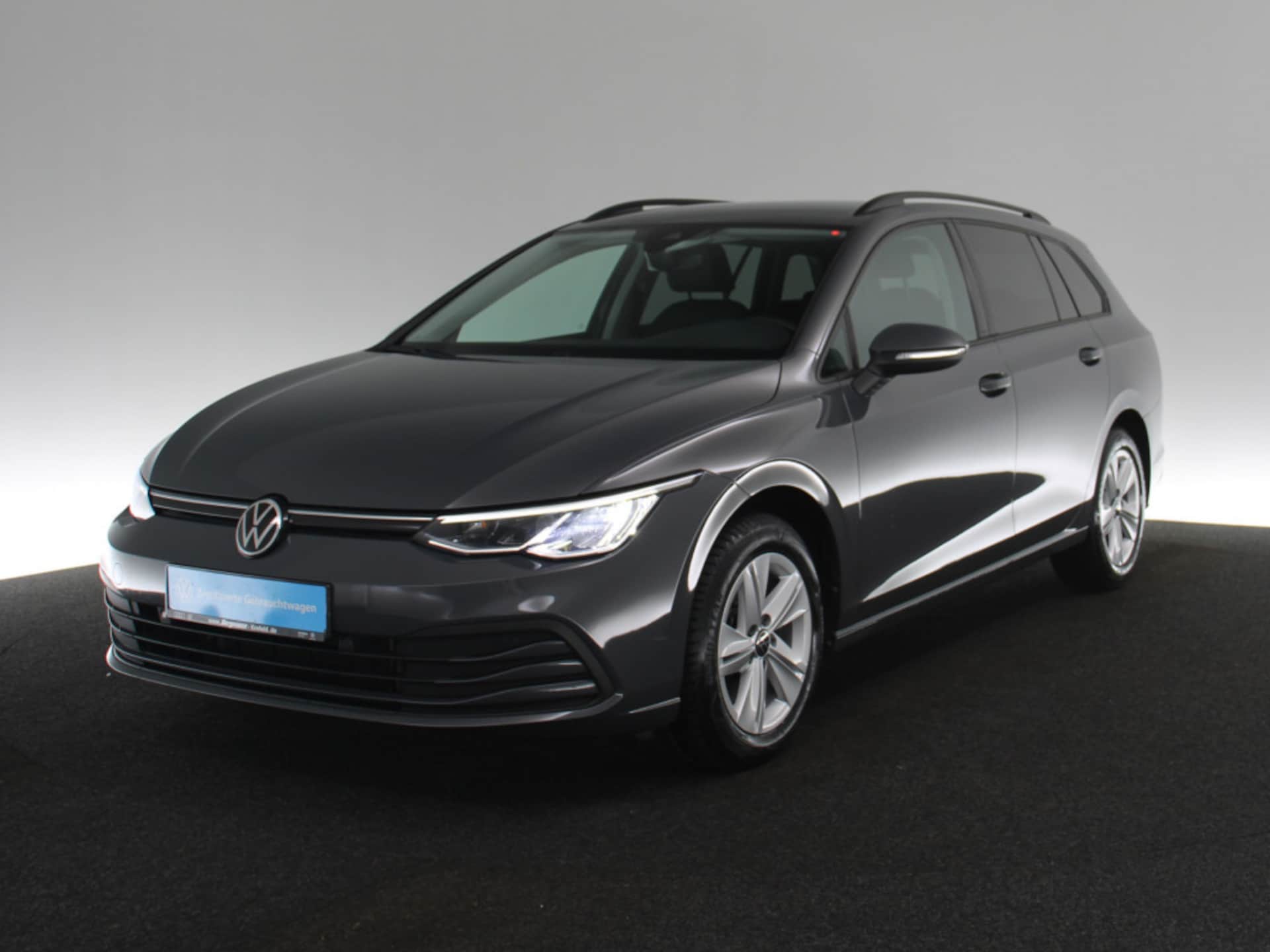 Volkswagen Golf Variant Life