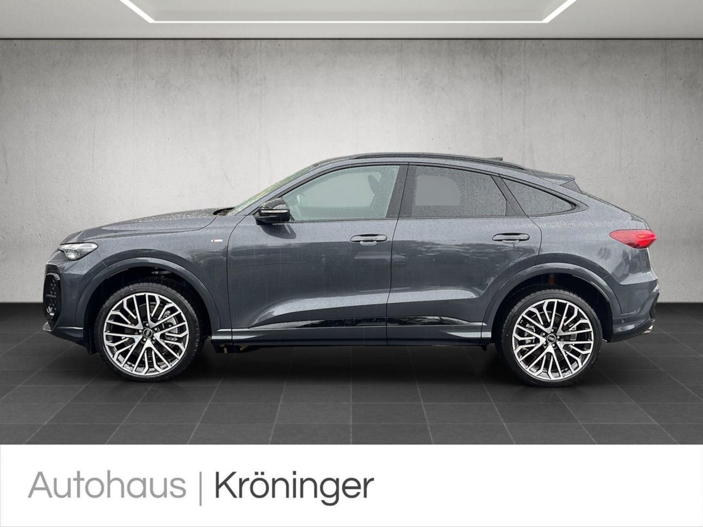 Bild über Audi Q5 Sportback TDI quattro 150 kW S tronic - für weitere Informationen kontaktieren Sie den Audi Partner