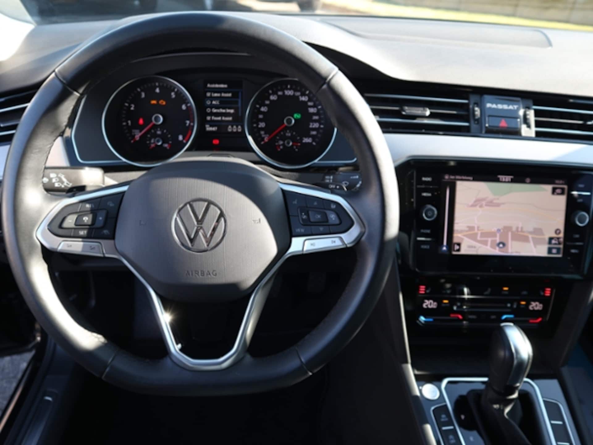 Volkswagen Passat Variant Elegance