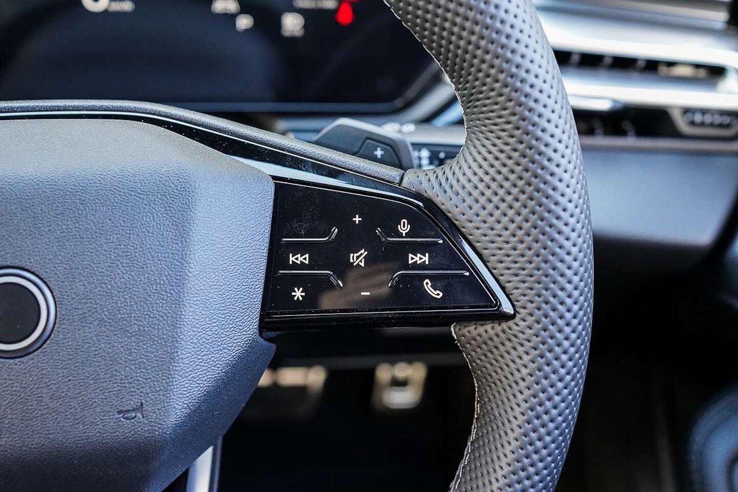 Image about Audi A5 Avant TFSI e e-hybrid quattro 270 kW S tronic