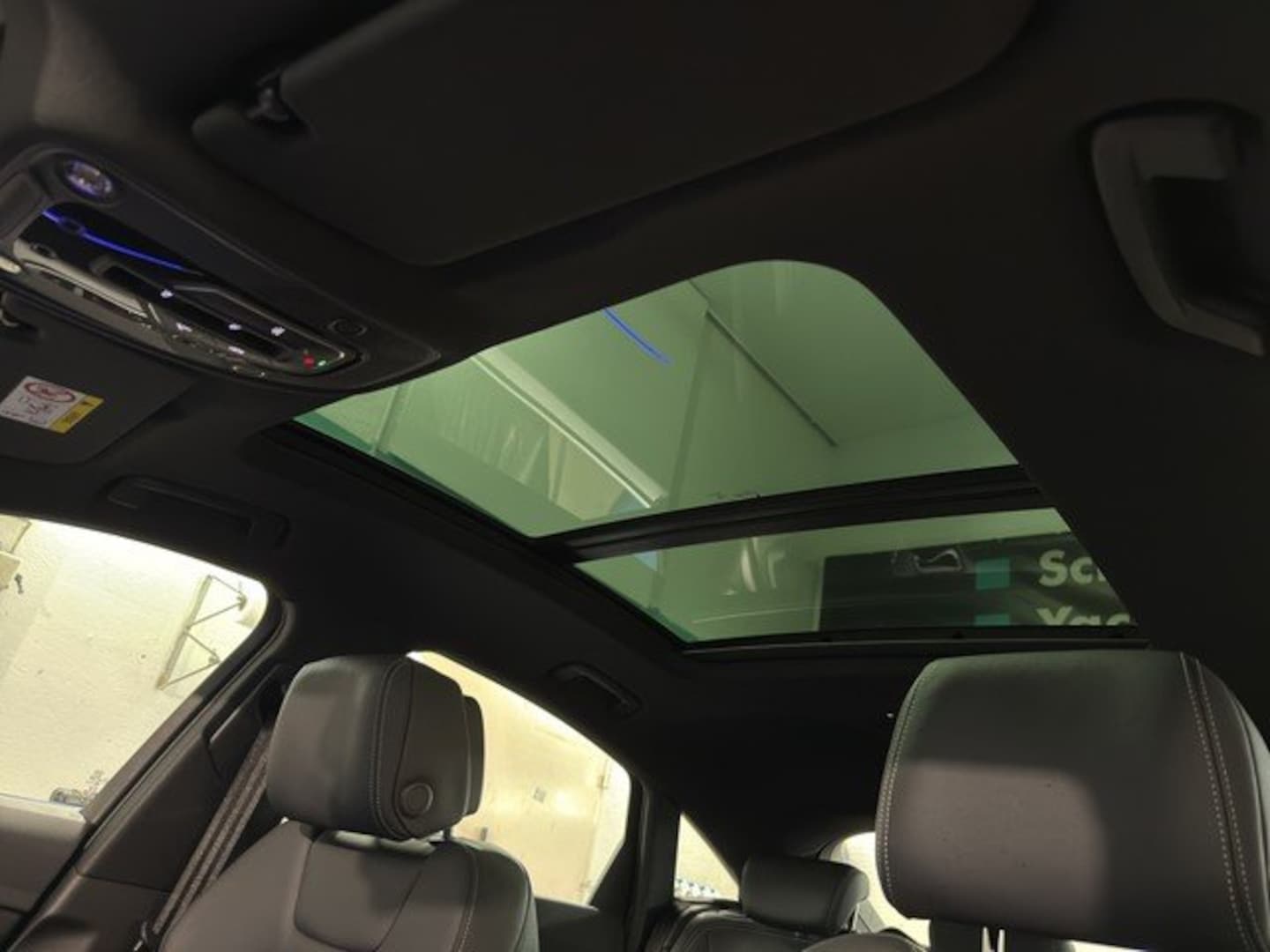 Bild über Audi Q8 Sportback e-tron advanced 50 e-tron quattro - für weitere Informationen kontaktieren Sie den Audi Partner