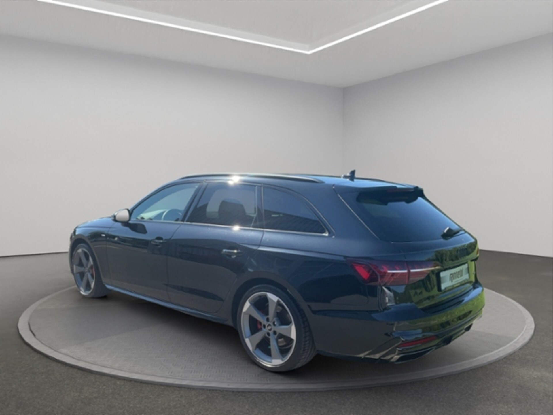 Audi A4 Avant S line