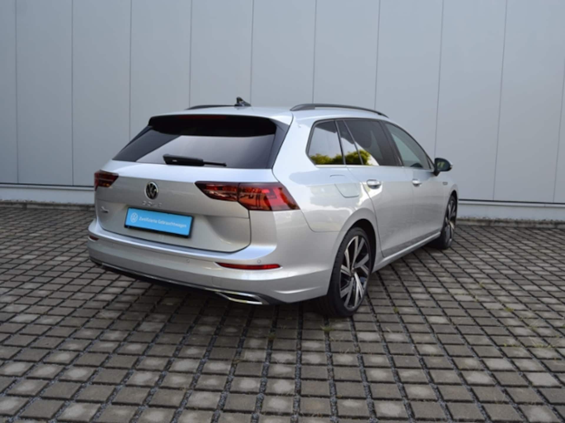 Volkswagen Golf Variant Style