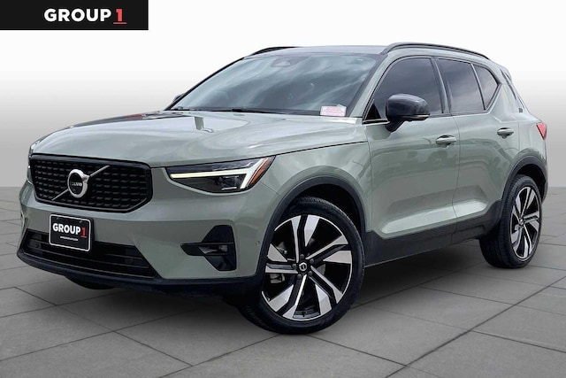 2023 Volvo XC40