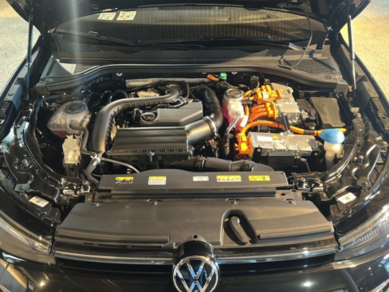 Volkswagen Passat – Bild 16