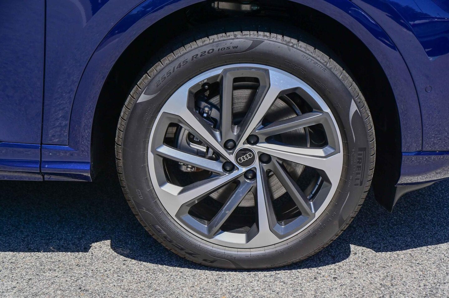 Image about Audi Q5 SUV TDI quattro 150 kW sport