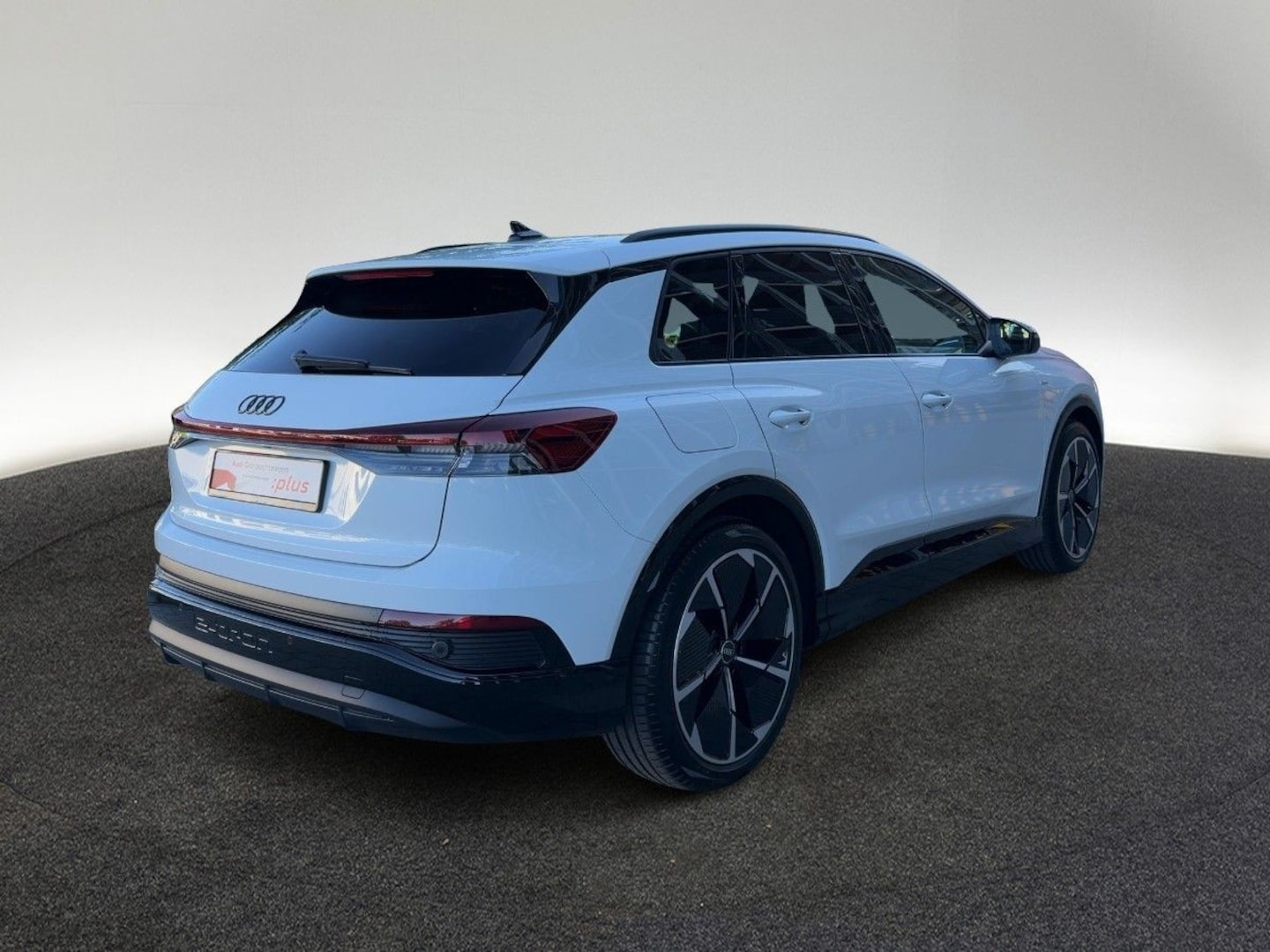 Bild über Audi Q4 e-tron 45 e-tron - für weitere Informationen kontaktieren Sie den Audi Partner