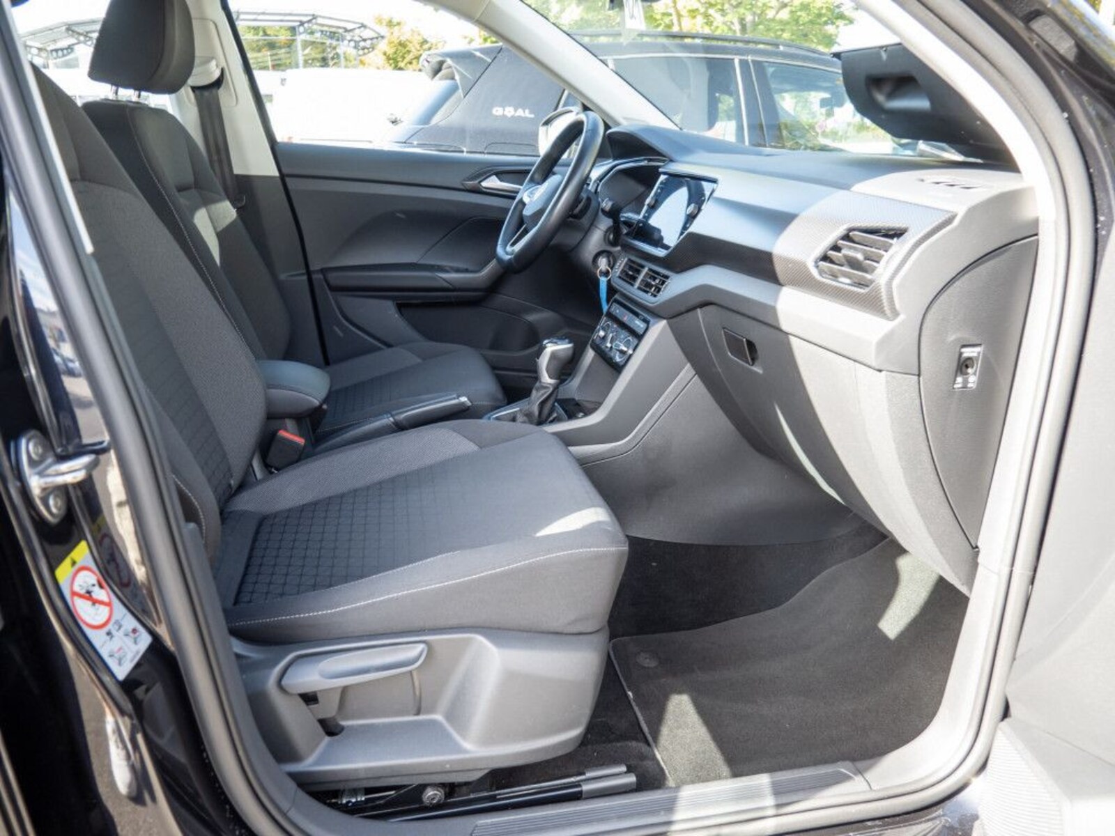 Volkswagen T-Cross – Bild 7