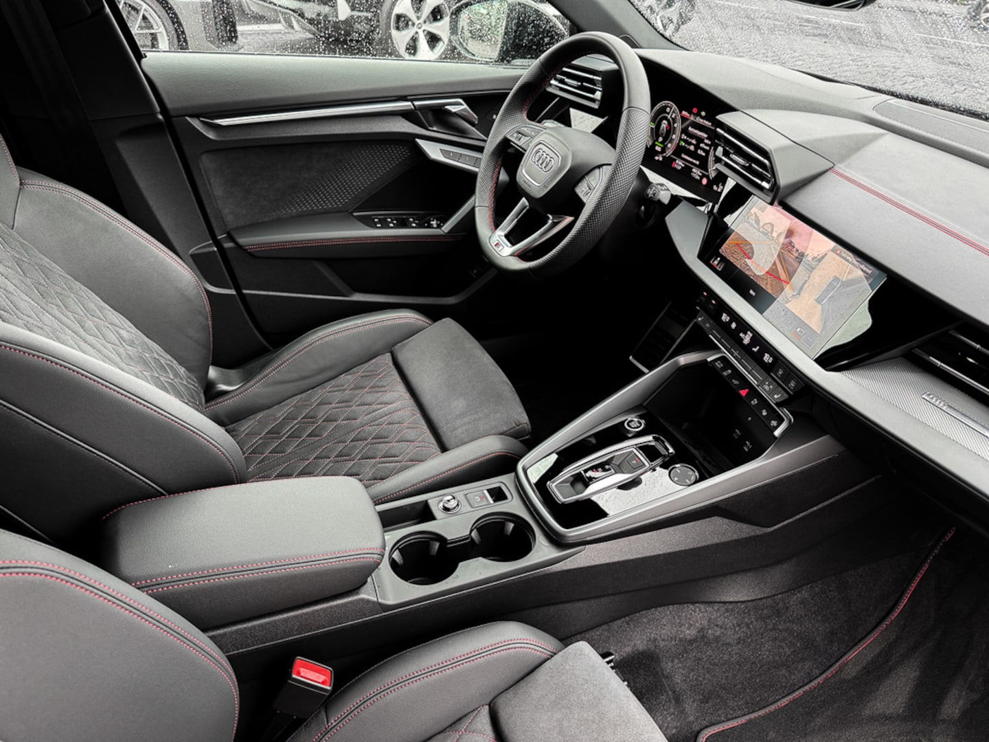 Bild über Audi A3 Sportback TFSI e TFSI e 150 kW S tronic - für weitere Informationen kontaktieren Sie den Audi Partner