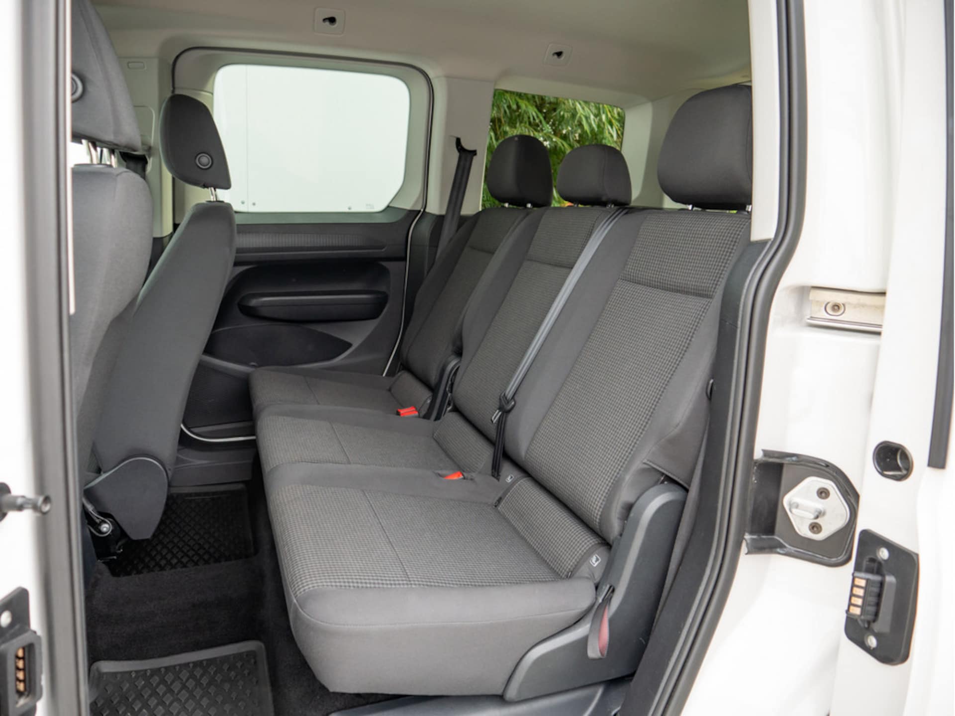 Volkswagen Caddy Kombi Basis-Modell