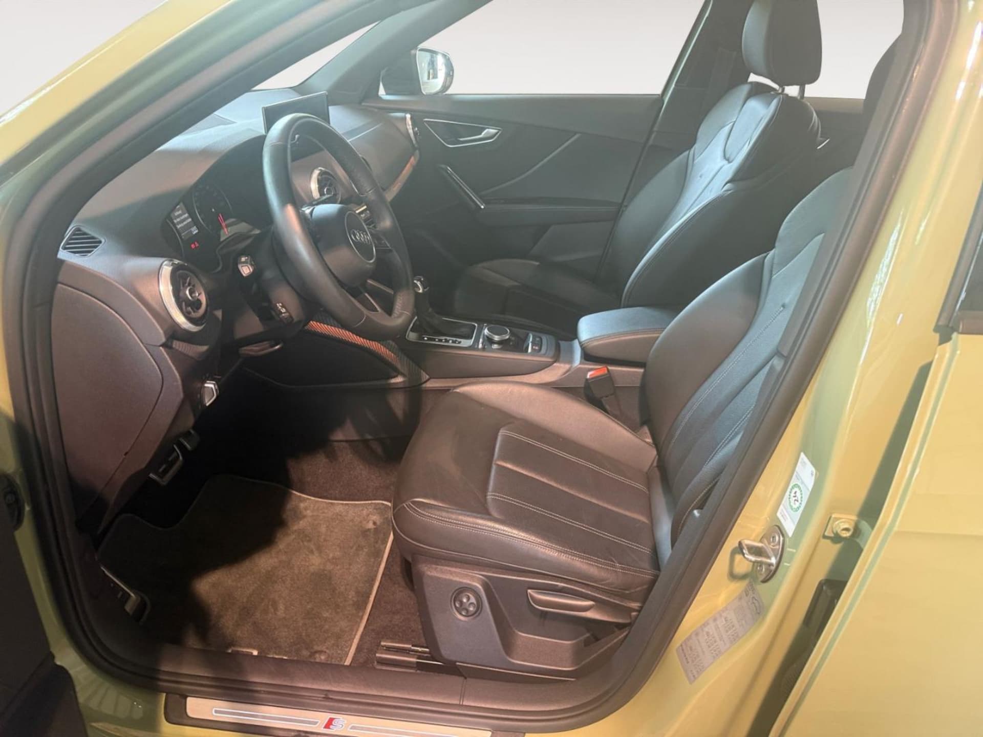 Audi Q2 S line
