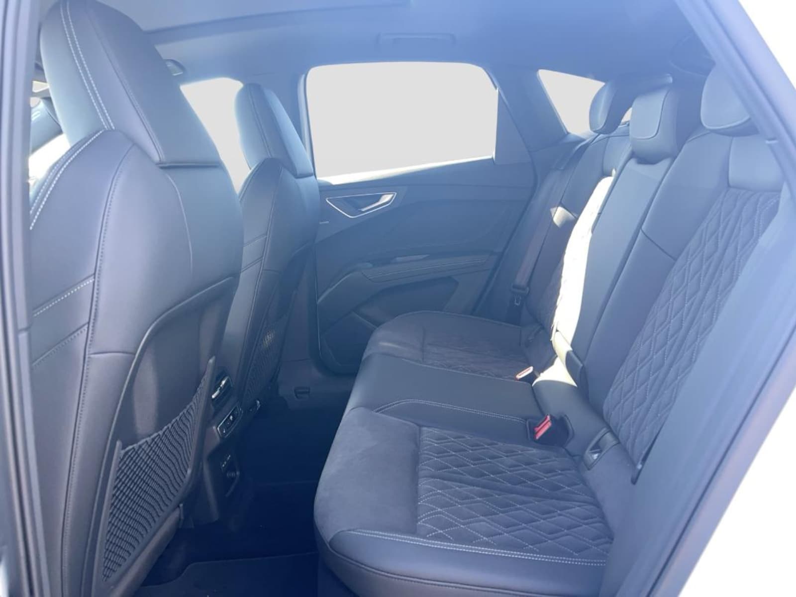 Audi Q4 Sportback e-tron – Bild 12
