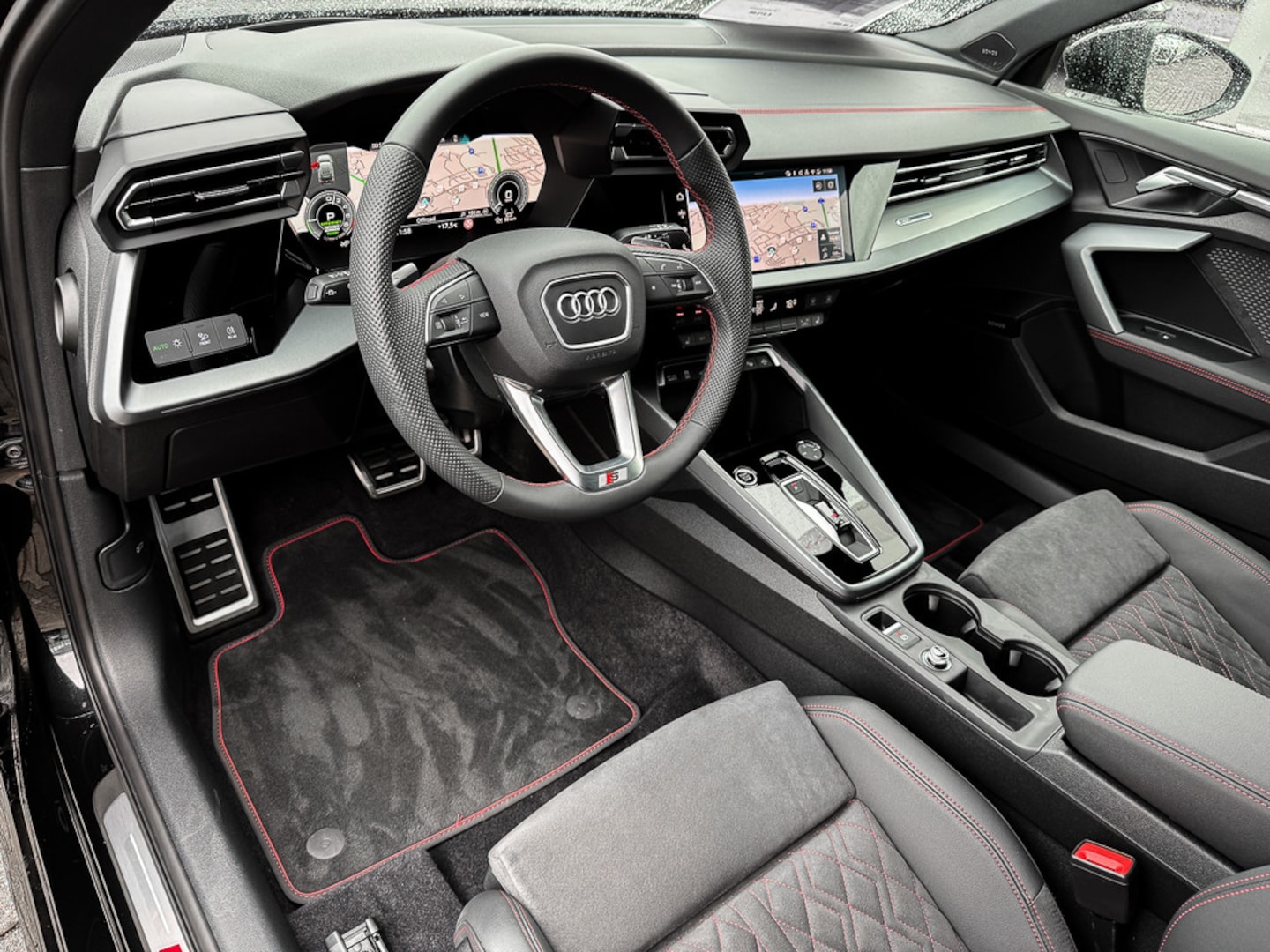 Bild über Audi A3 Sportback TFSI e TFSI e 150 kW S tronic - für weitere Informationen kontaktieren Sie den Audi Partner
