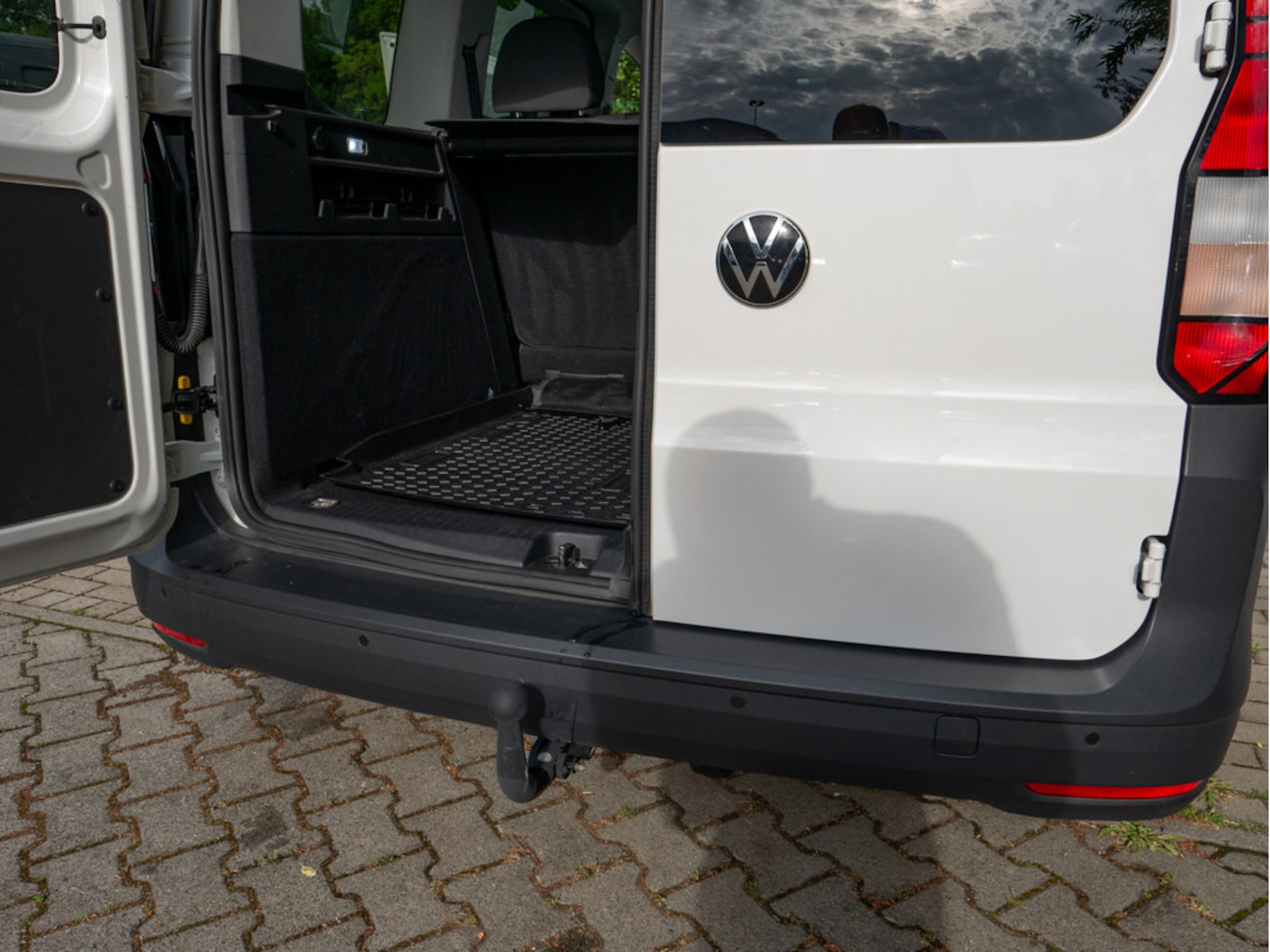 Volkswagen Caddy Kombi Basis-Modell
