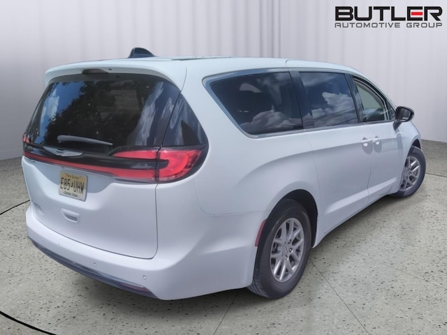 2024 Chrysler Pacifica