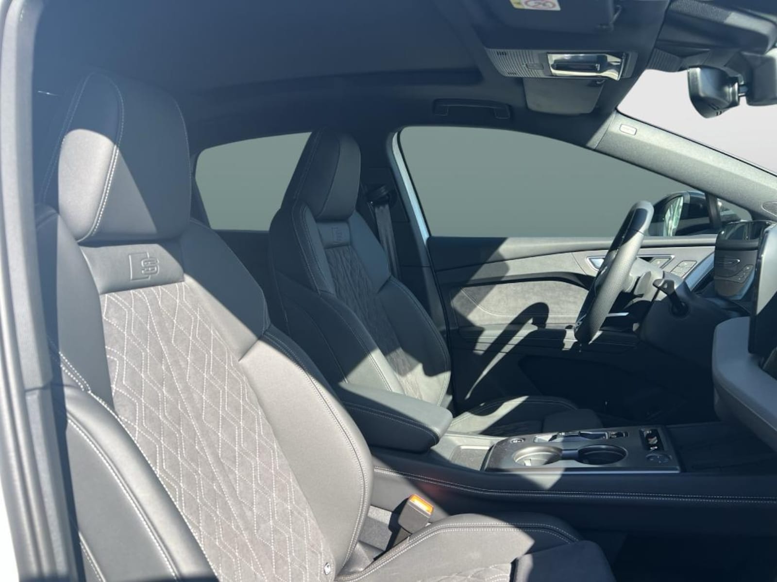 Audi Q4 Sportback e-tron – Bild 15