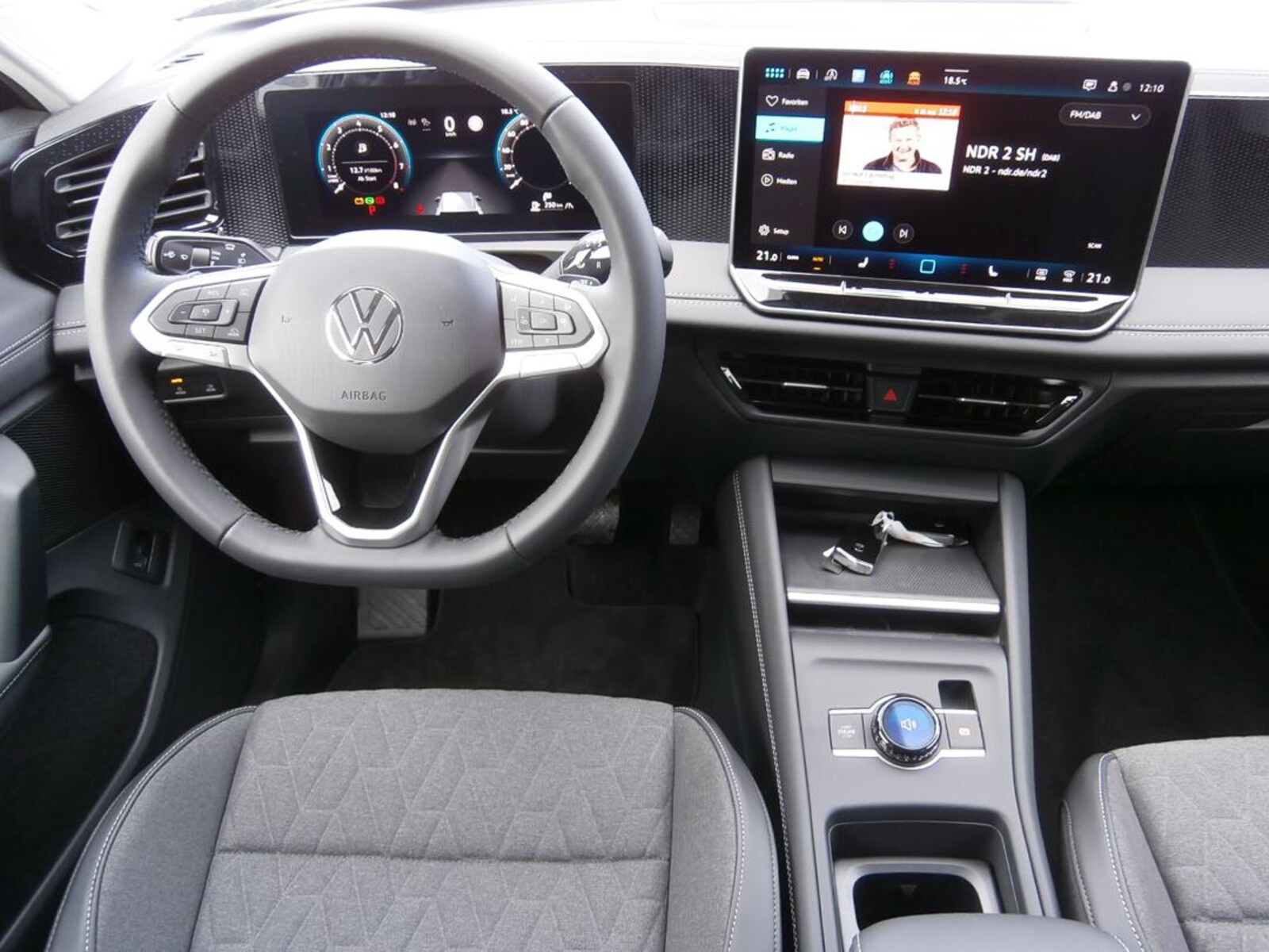 Volkswagen Tiguan – Bild 8