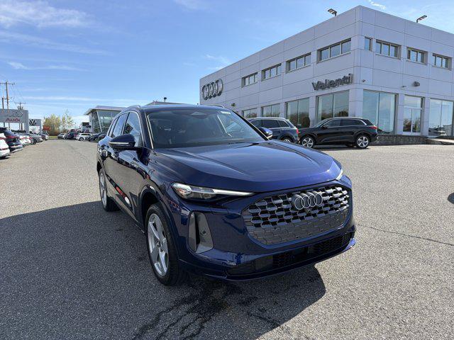 2025 Audi Q5 40 Premium Plus's photo