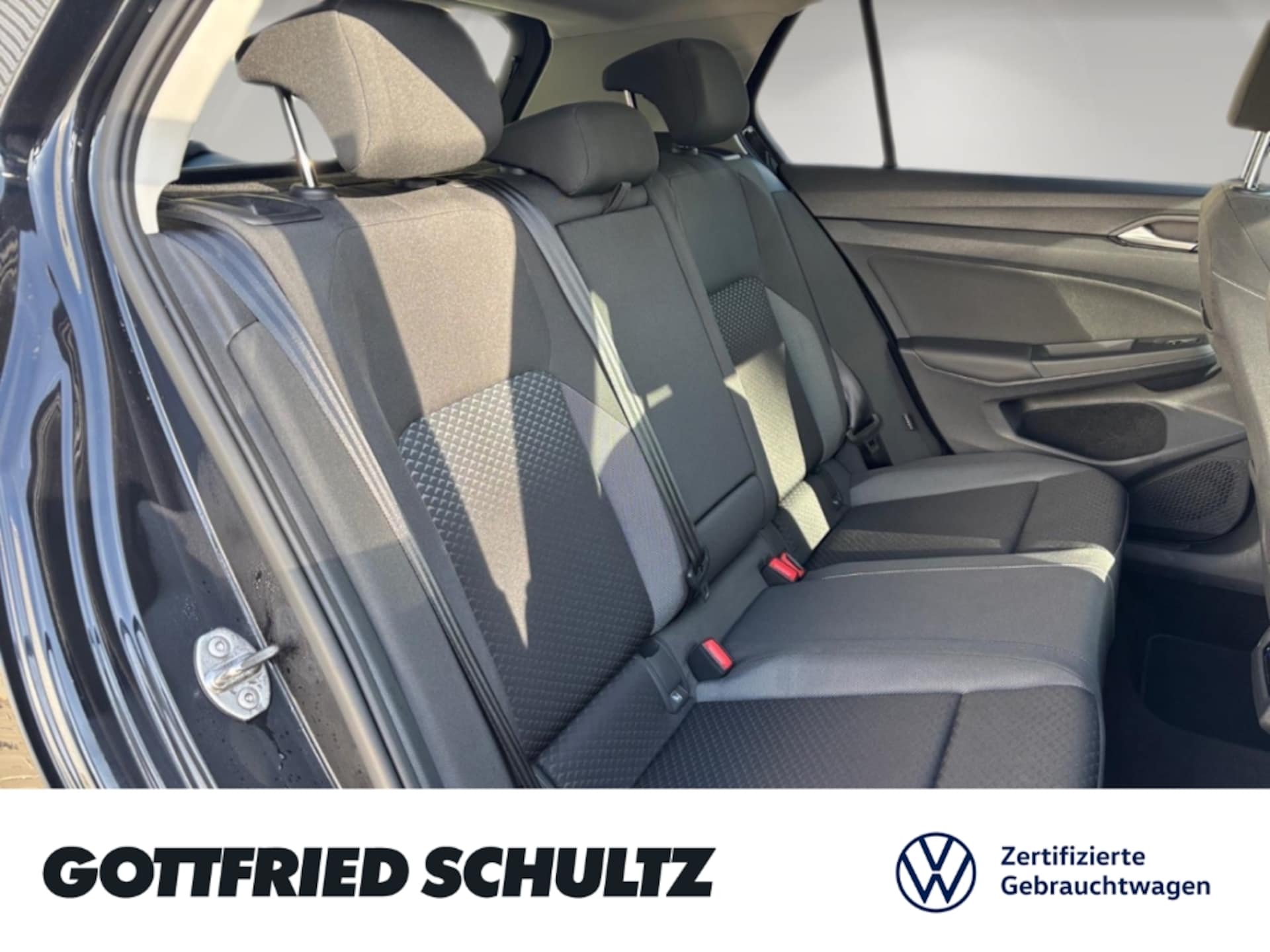 Volkswagen Golf Active