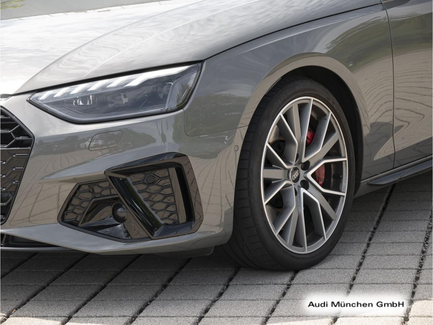 Bild über - für weitere Informationen kontaktieren Sie den Audi Partner