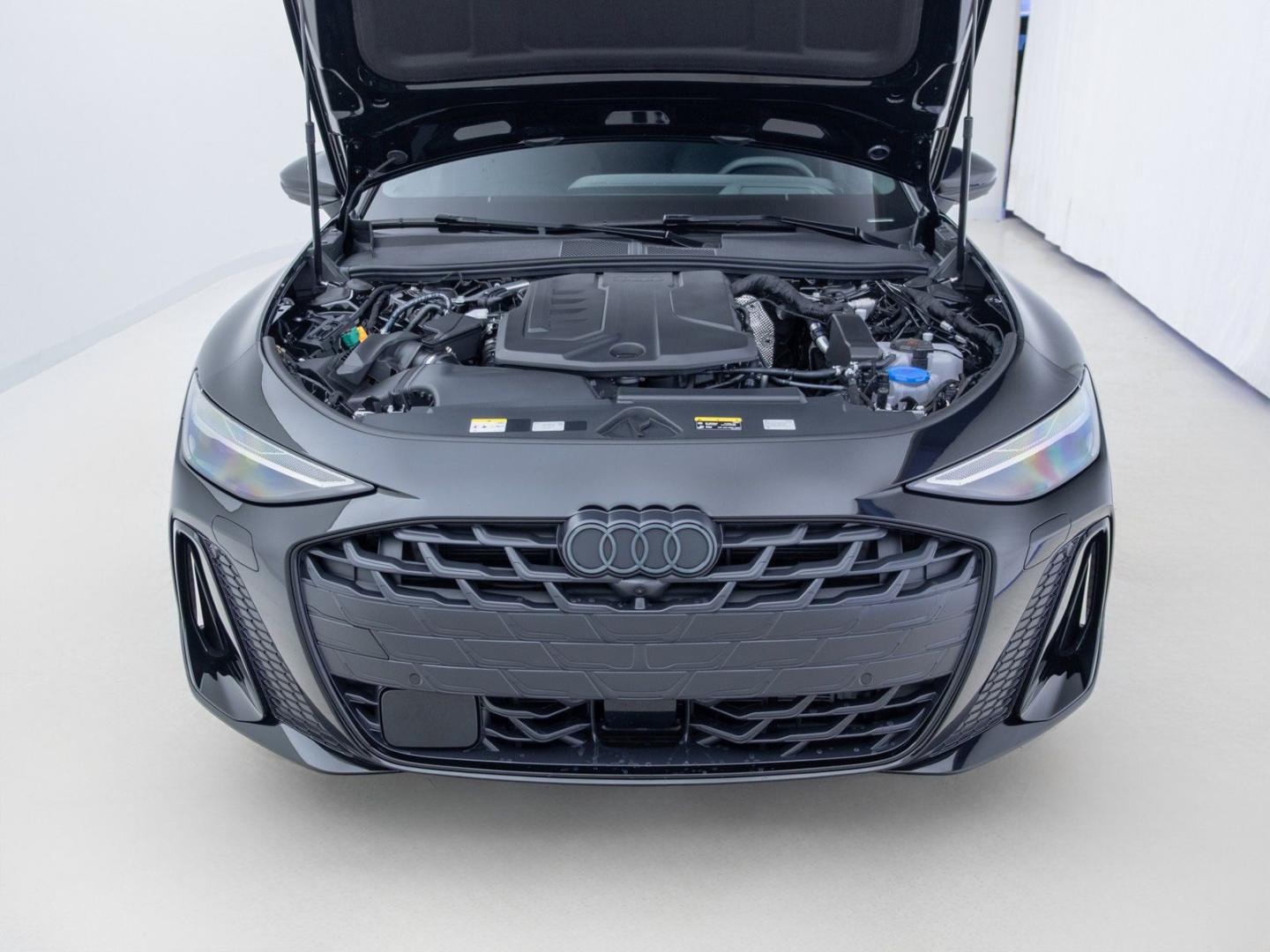 Bild über Audi A6 Avant e-hybrid e-hybrid quattro 270 kW S tronic - für weitere Informationen kontaktieren Sie den Audi Partner