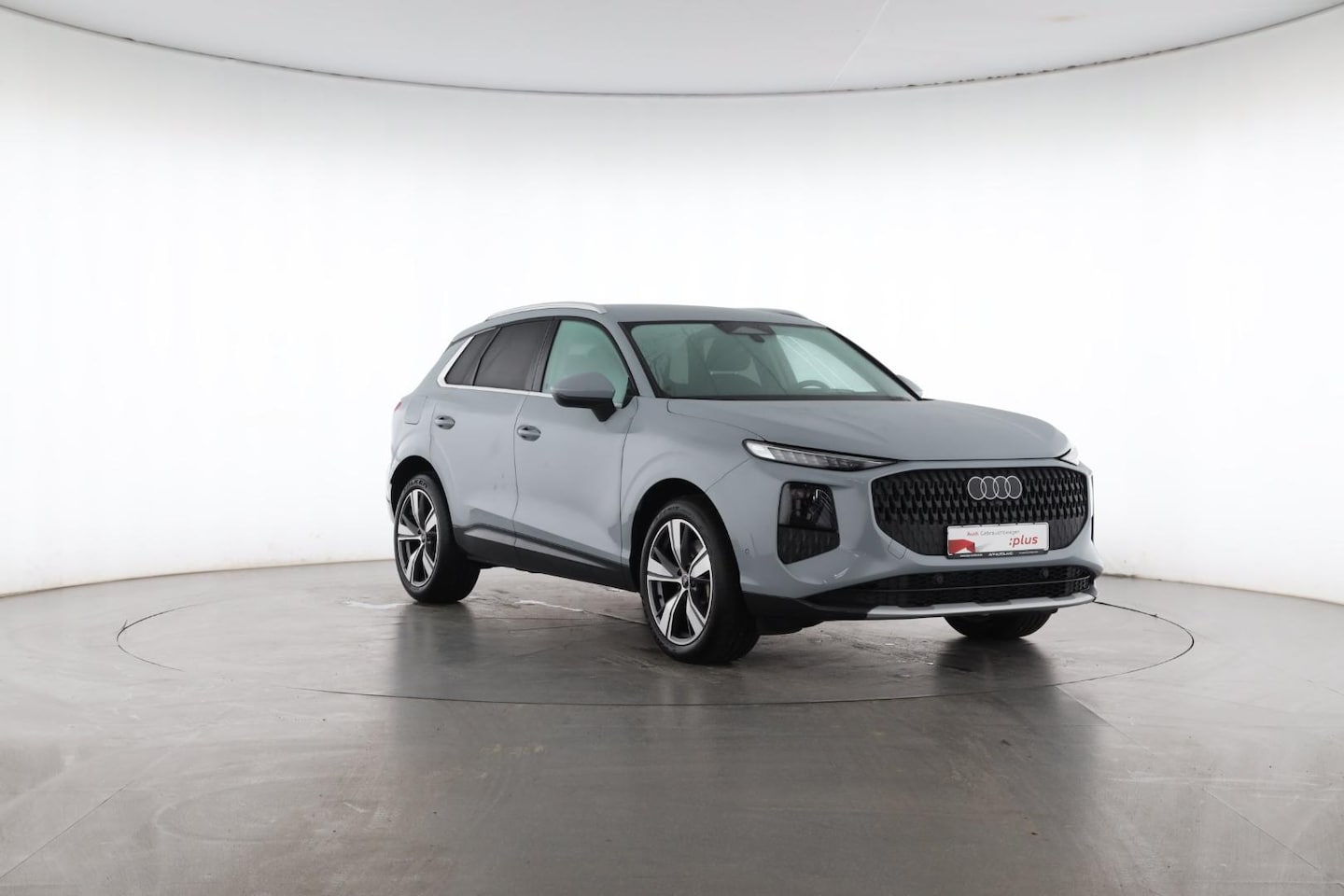 Bild über Audi Q3 SUV TDI 110 kW S tronic - für weitere Informationen kontaktieren Sie den Audi Partner