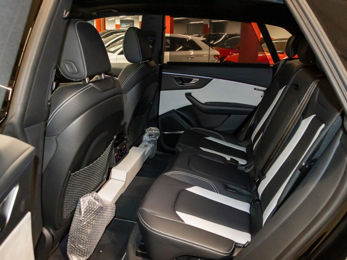 Image about Audi Q8 SUV 50 TDI quattro tiptronic