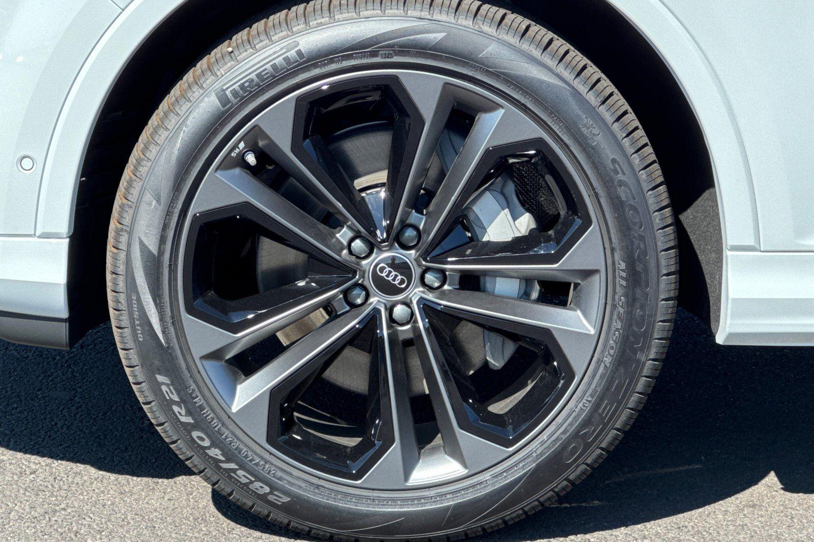 2025 Audi Q7 Premium Plus - Photo 24