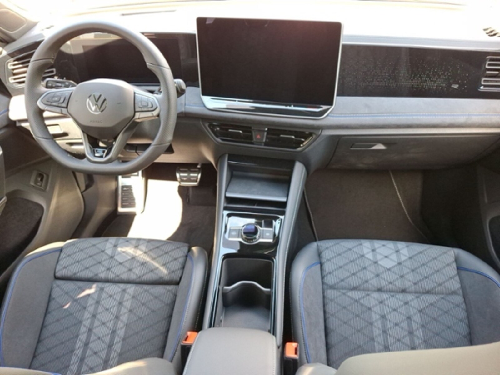 Volkswagen Tiguan – Bild 9