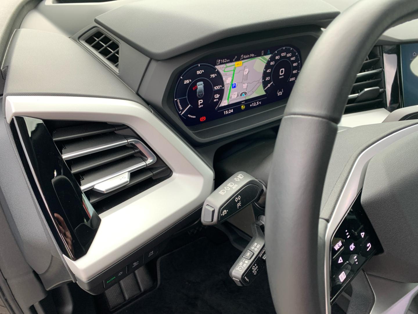Image about Audi Q4 e-tron 40 e-tron