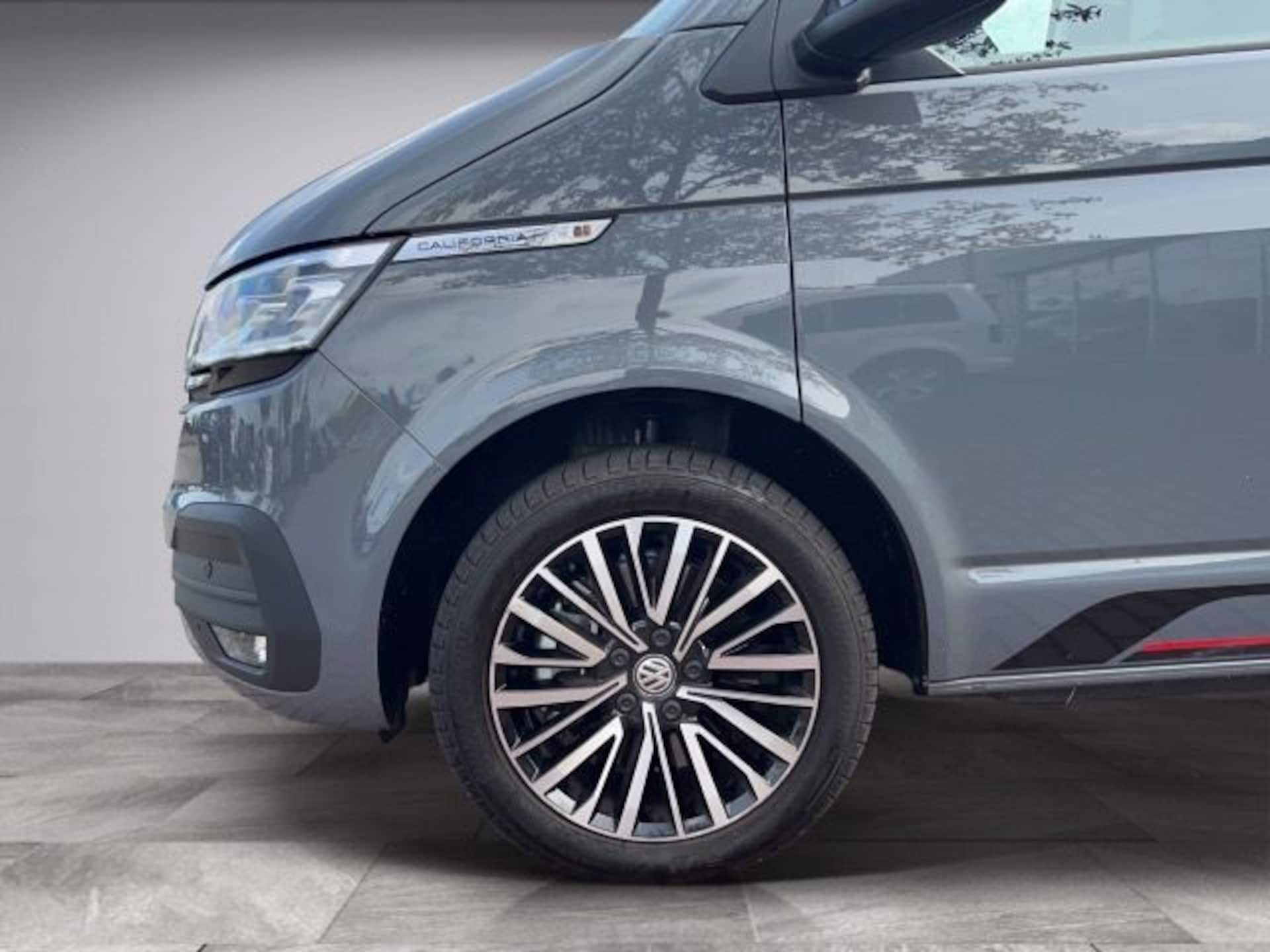 Volkswagen T6.1 California Ocean