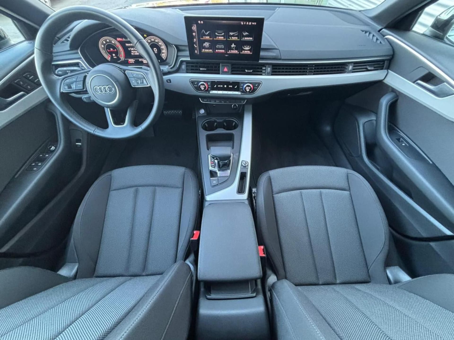 Audi A4 Limousine Advanced