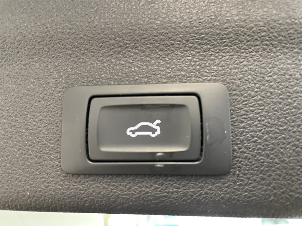 Bild som visar Audi A6 Avant A6 Avant 40 TDI quattro S line 204 hk S tronic - för mer information kontakta din Audi Partner