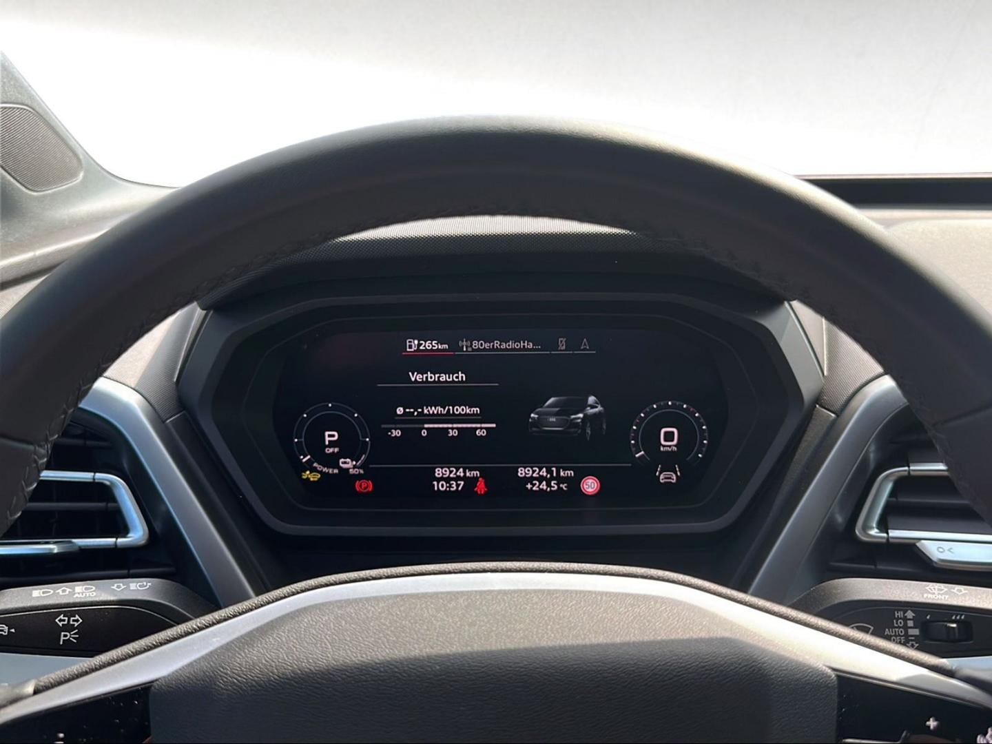 Bild über Audi Q4 Sportback e-tron 45 e-tron - für weitere Informationen kontaktieren Sie den Audi Partner