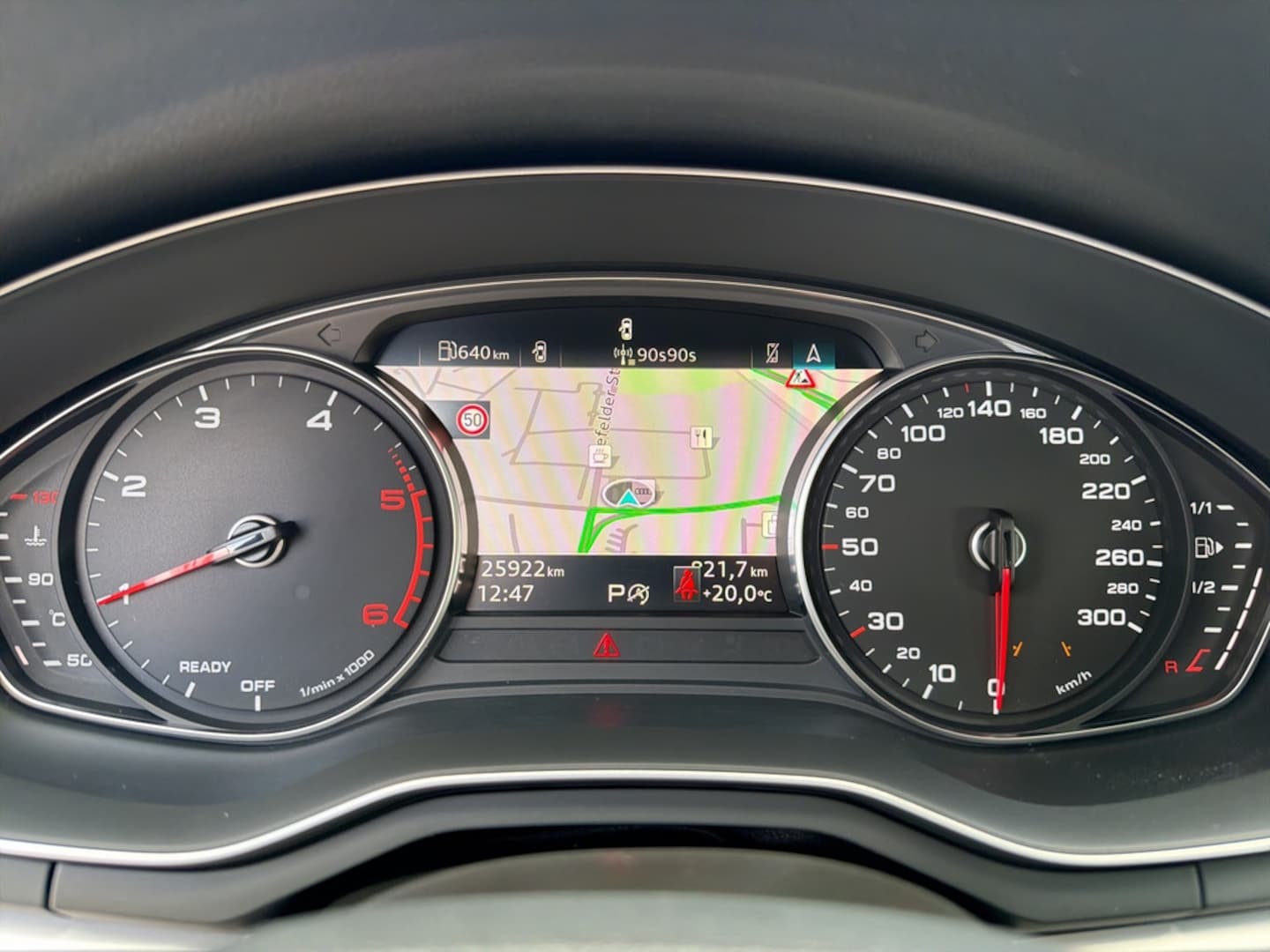 Bild über Audi A4 Avant advanced 35 TDI S tronic - für weitere Informationen kontaktieren Sie den Audi Partner