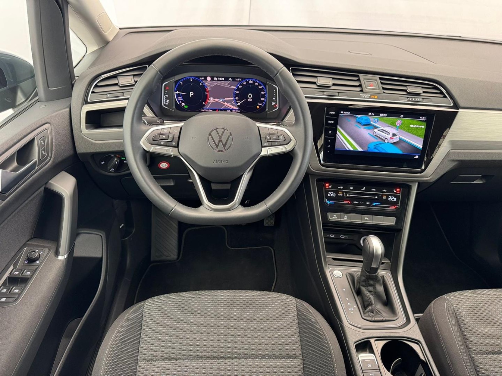 Volkswagen Touran – Bild 10