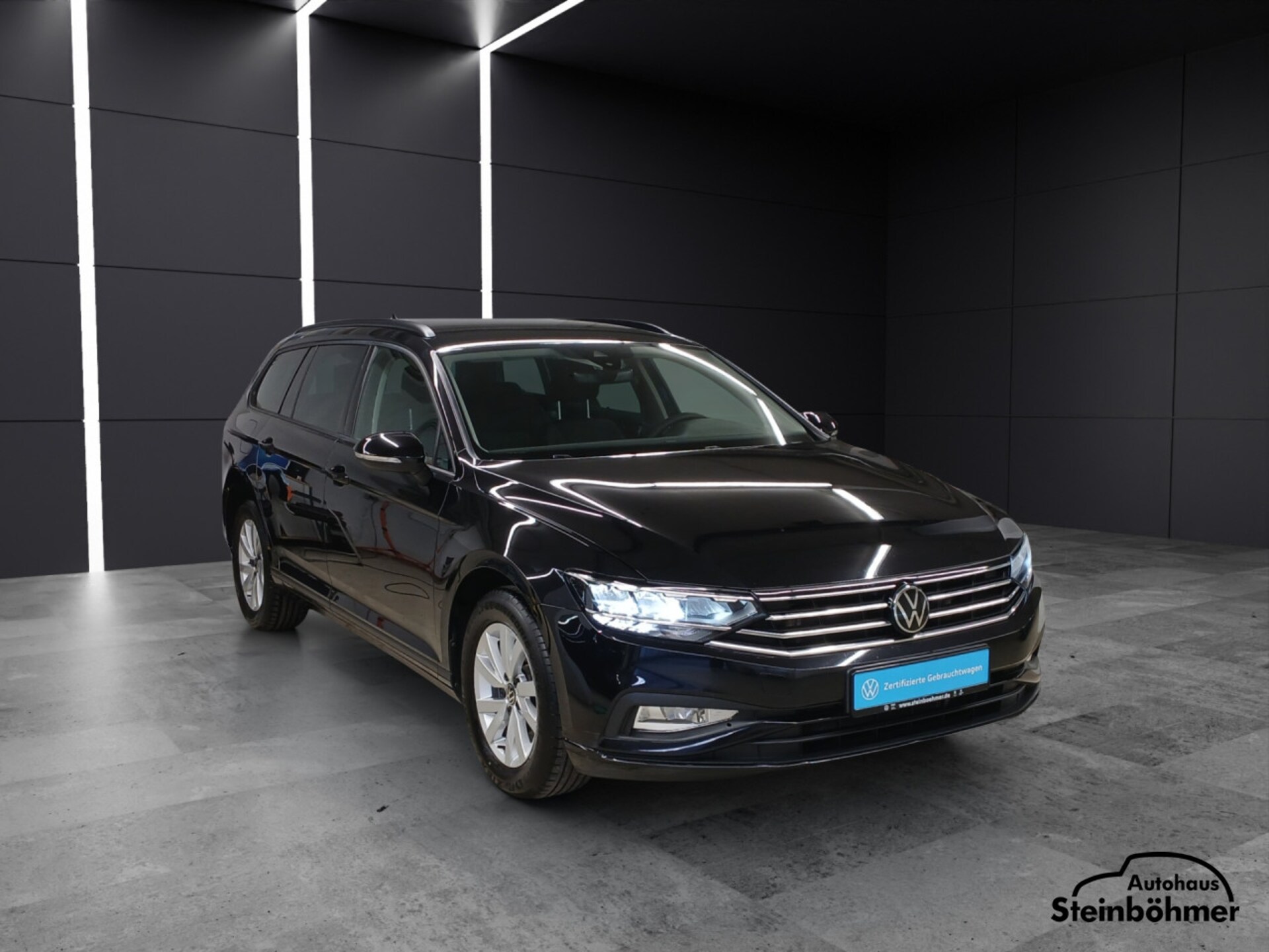 Volkswagen Passat Variant Basis-Modell