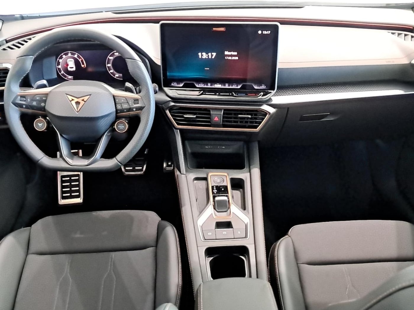 CUPRA Formentor 1.5 eTSI DSG 110 kW (150 CV) — photo 4