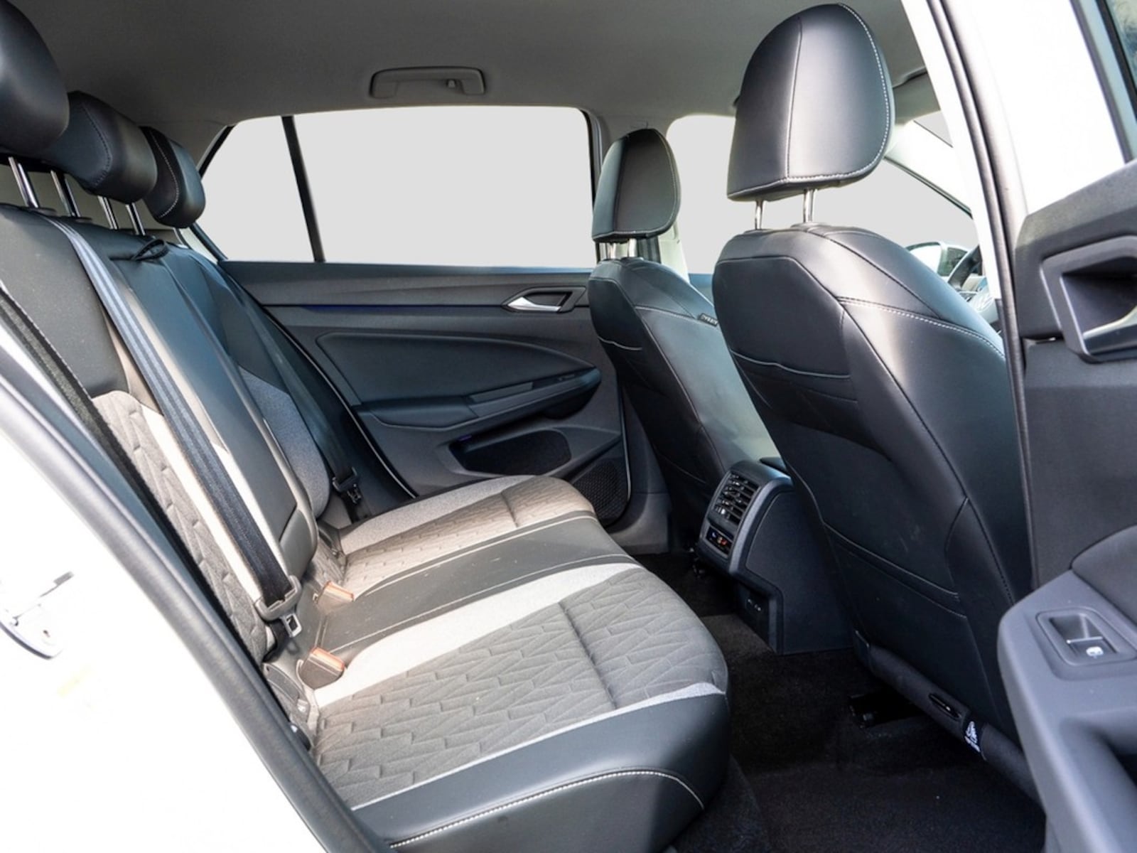 Volkswagen Golf – Bild 9