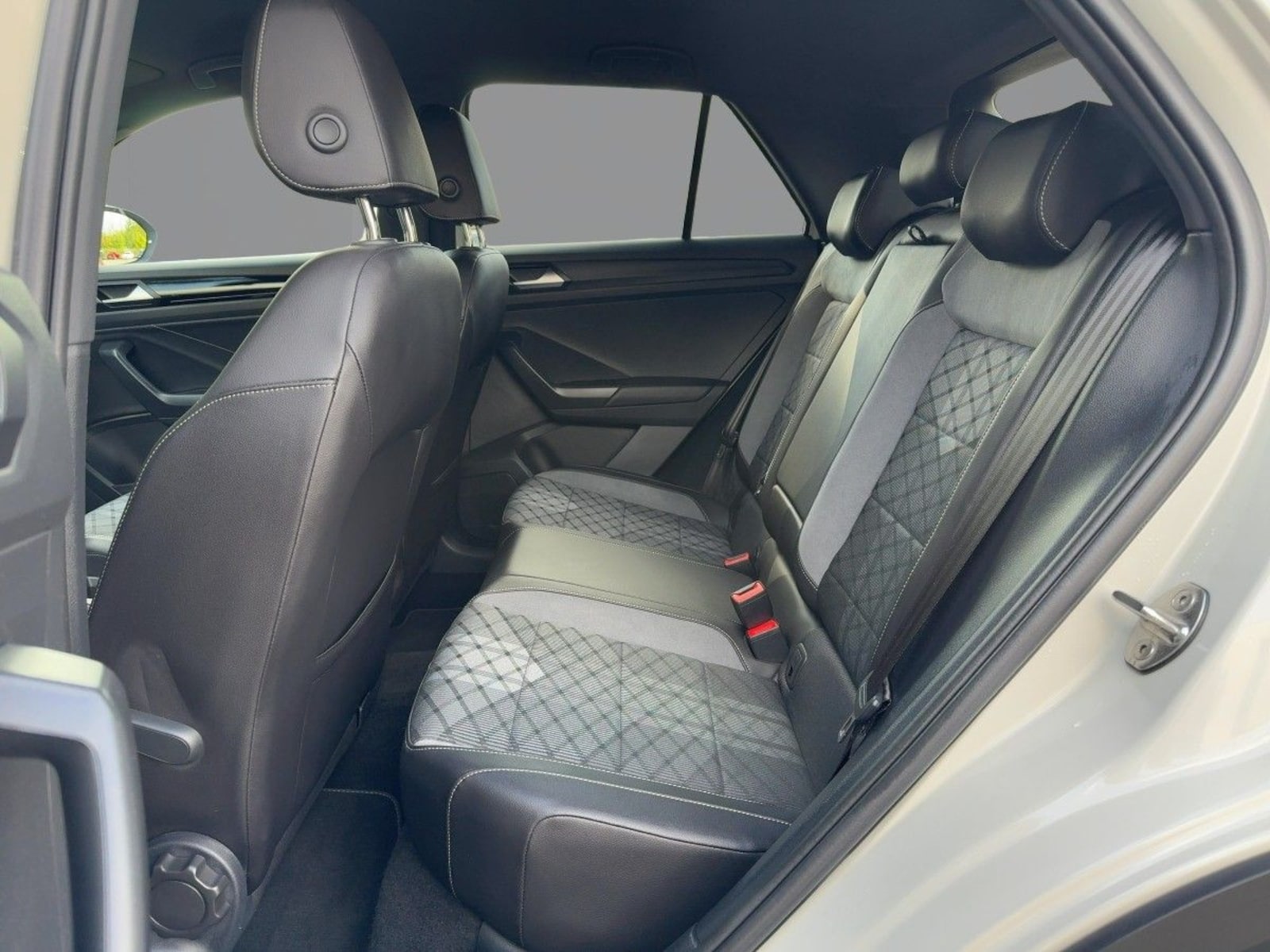 Volkswagen T-Roc – Bild 9