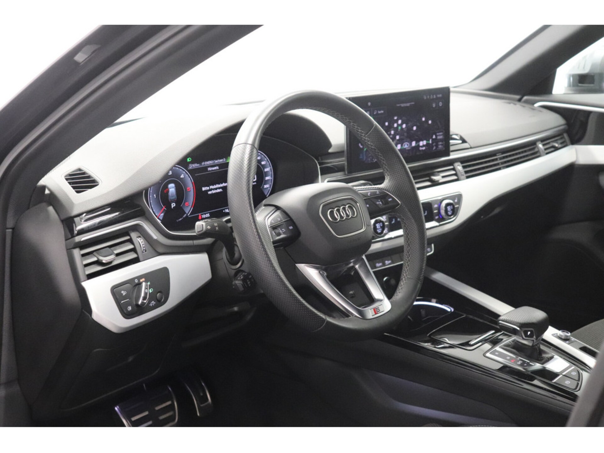 Audi A4 Avant S line