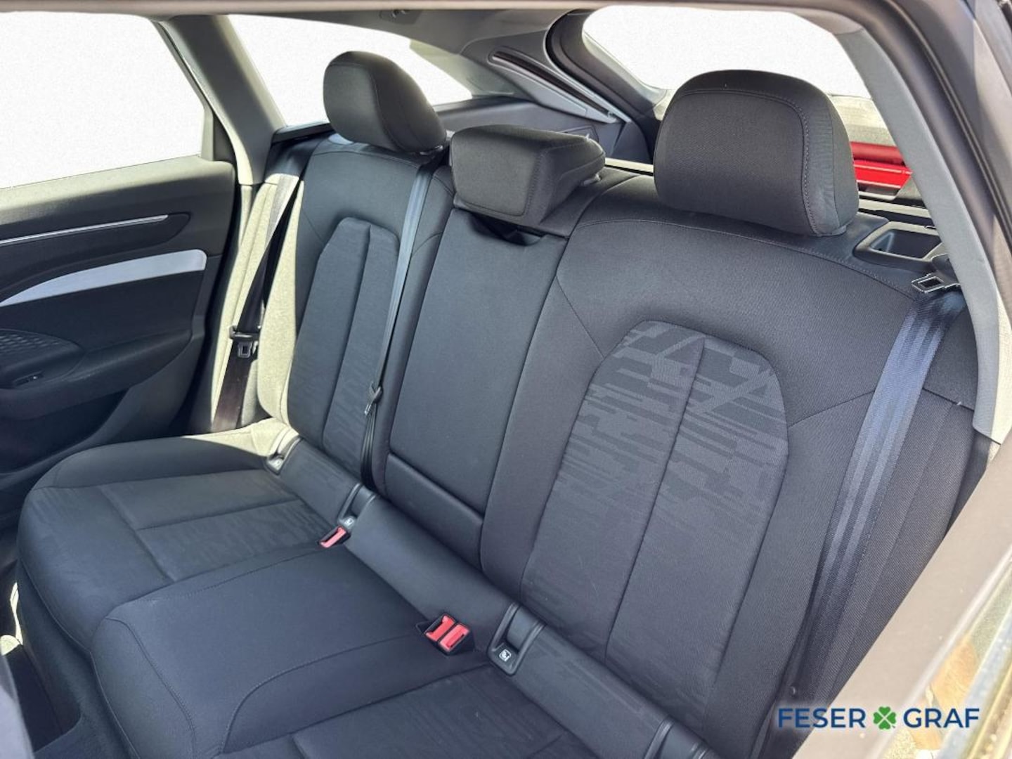 Bild über Audi A6 Avant TFSI 150 kW S tronic - für weitere Informationen kontaktieren Sie den Audi Partner