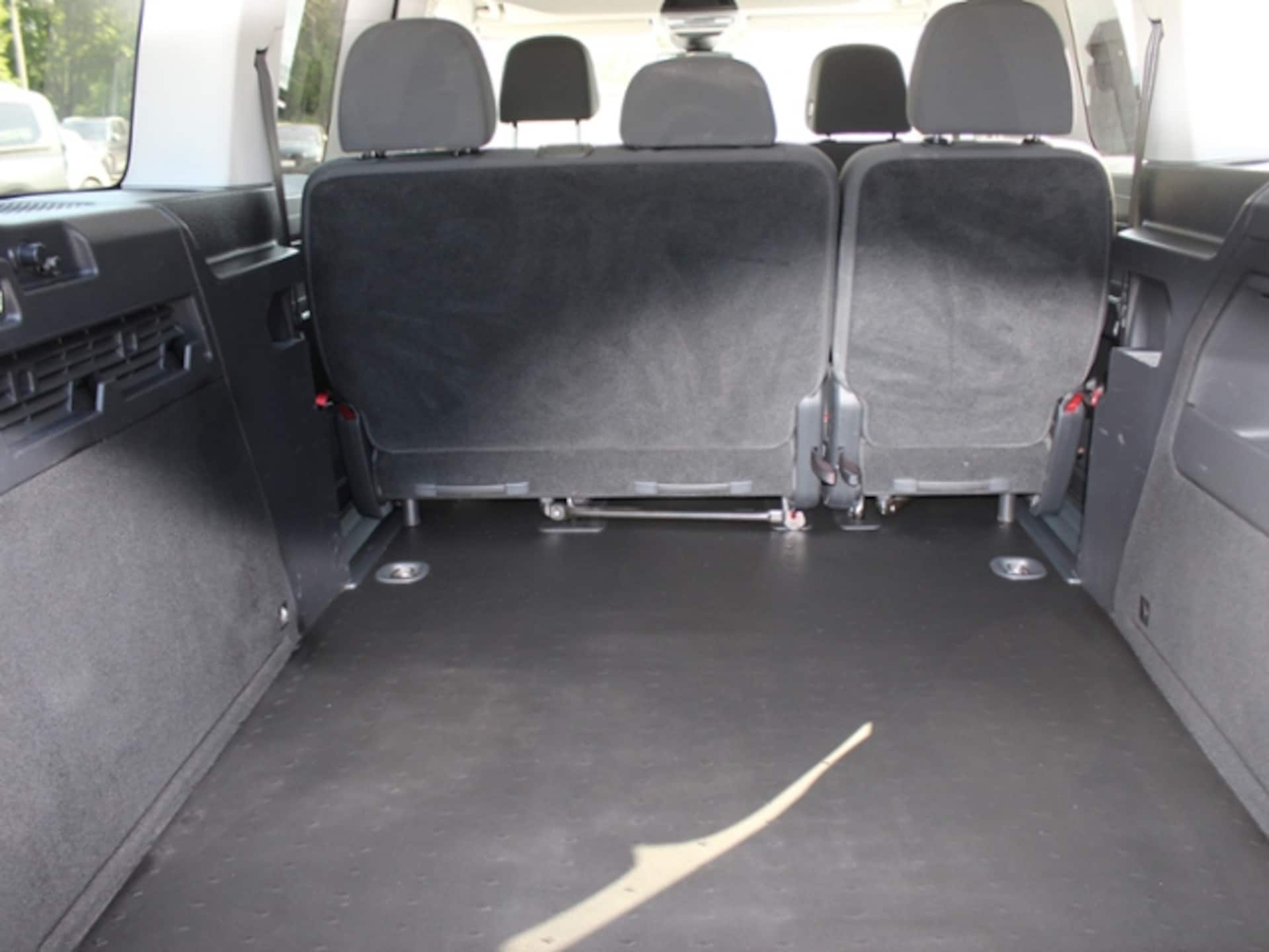 Volkswagen Caddy Maxi Kombi Basis-Modell