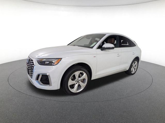 2023 Audi Q5 Sportback 45 Premium's photo