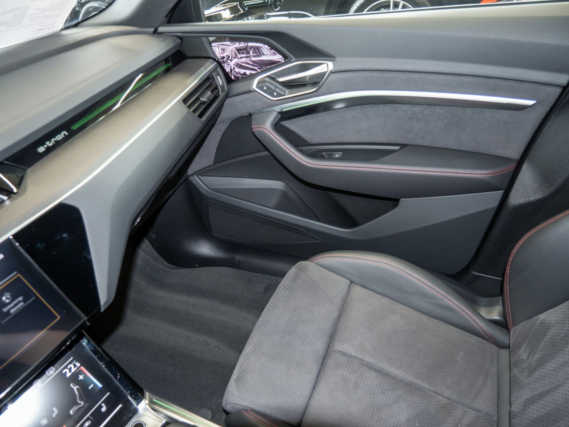 Audi Q8 Sportback e-tron S line