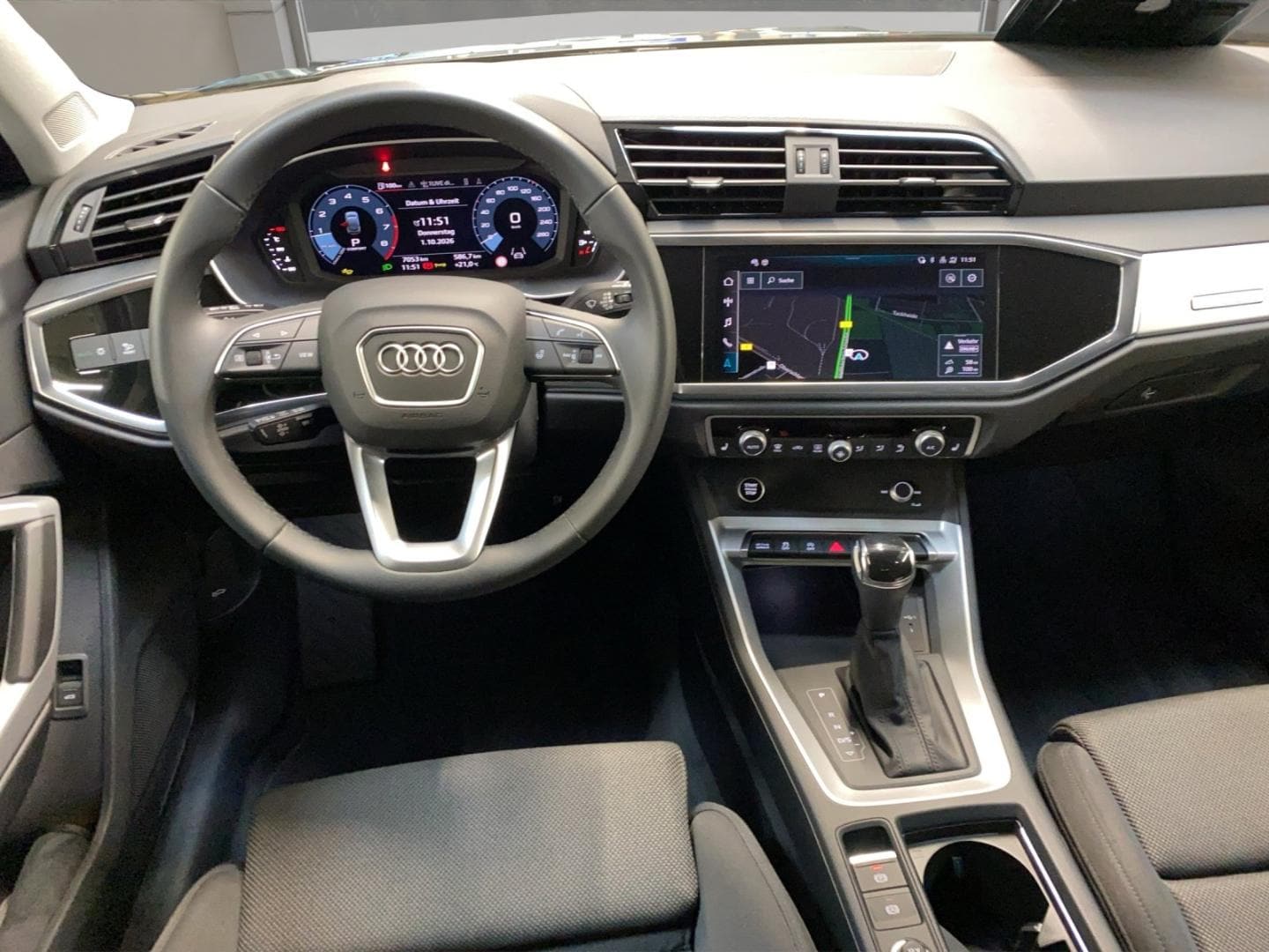 Bild über Audi Q3 Sportback TFSI 110 kW S tronic - für weitere Informationen kontaktieren Sie den Audi Partner