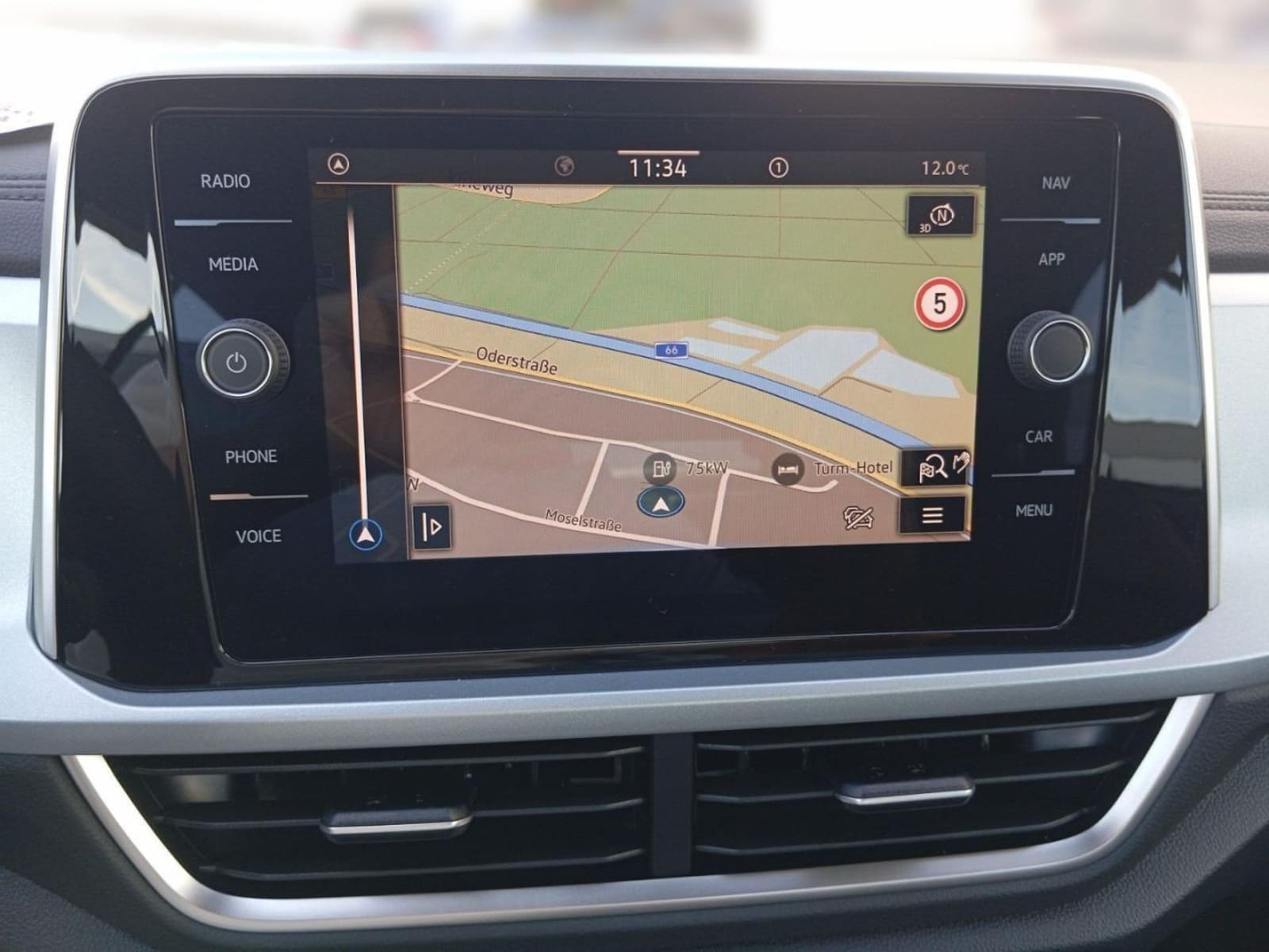 Volkswagen T-Roc Cabriolet – Bild 9