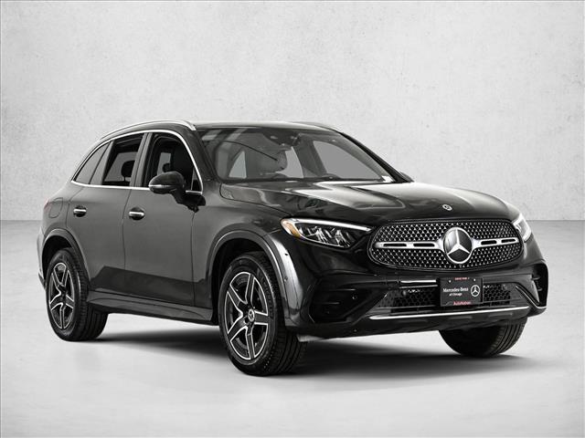 2026 Mercedes-Benz GLC Base - Photo 3
