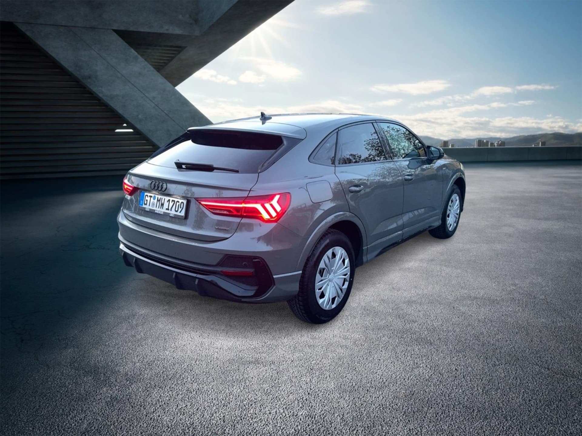 Audi Q3 Sportback S line